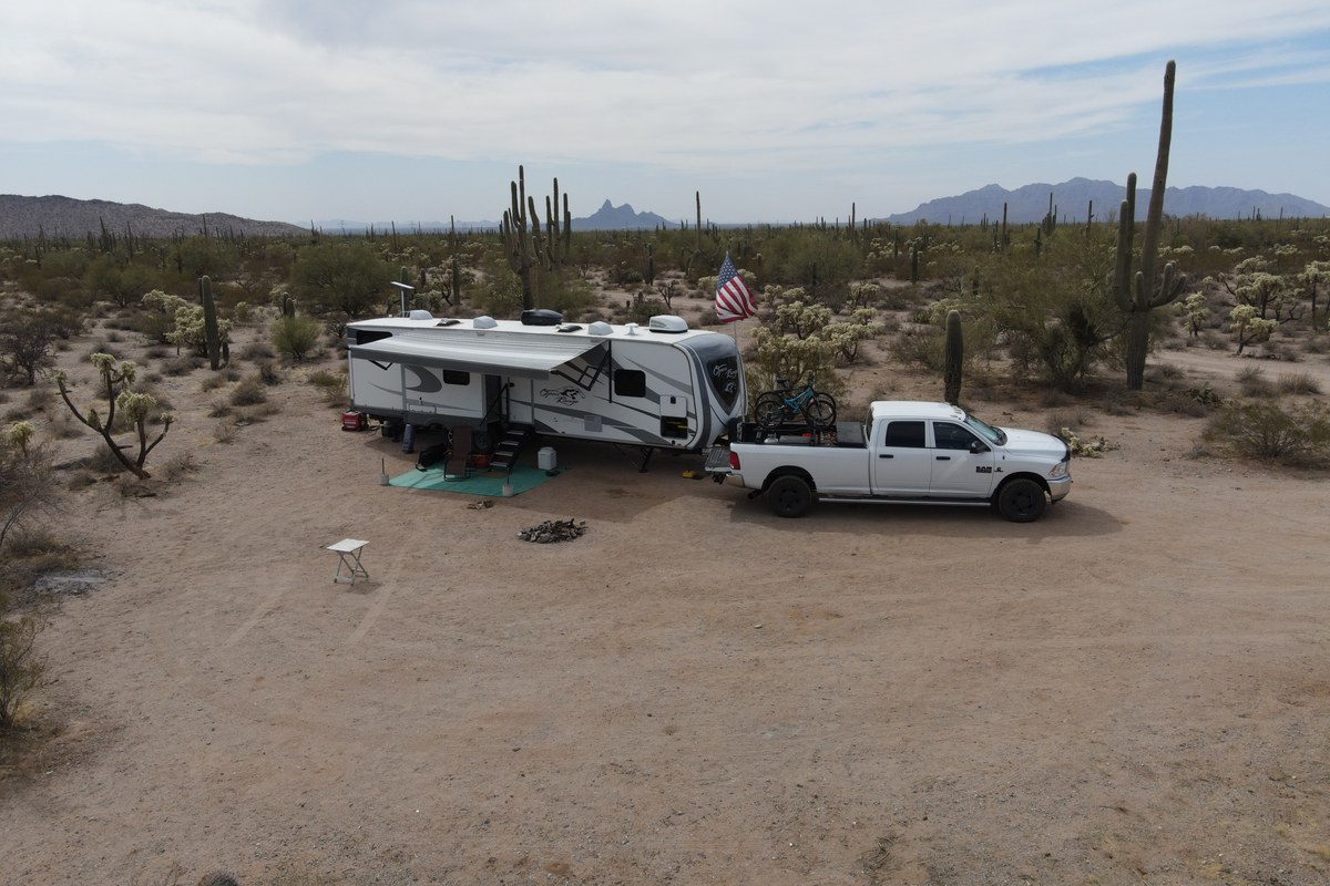 Campfires and Motors boondocking in the desert