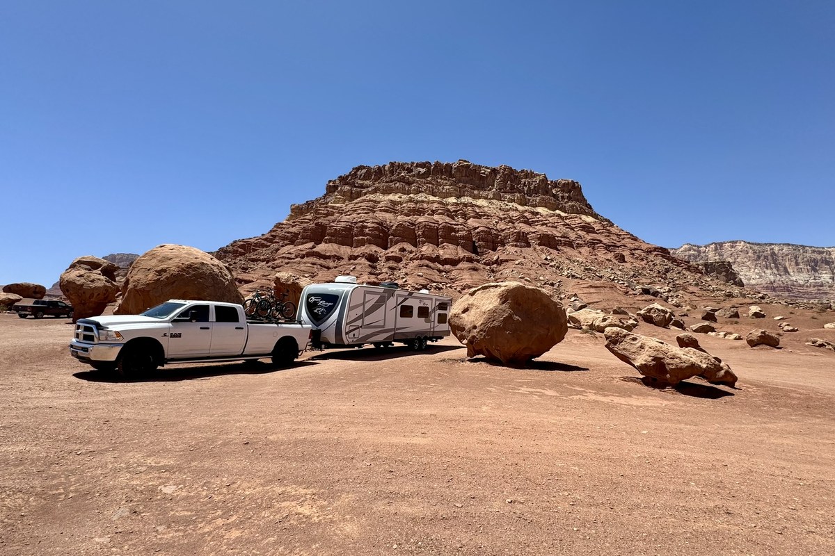 Campfires and Motors RV campsite in the desert